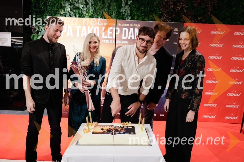  ... ;  Katarina Čas, igralka;  Perica Rai, režiser;  Jure Henigman, igralec;  Barbara Ribnikar, igralkaPa tako lep dan je bil, premiera slovenskega filma v Cineplexx Ljubljana
