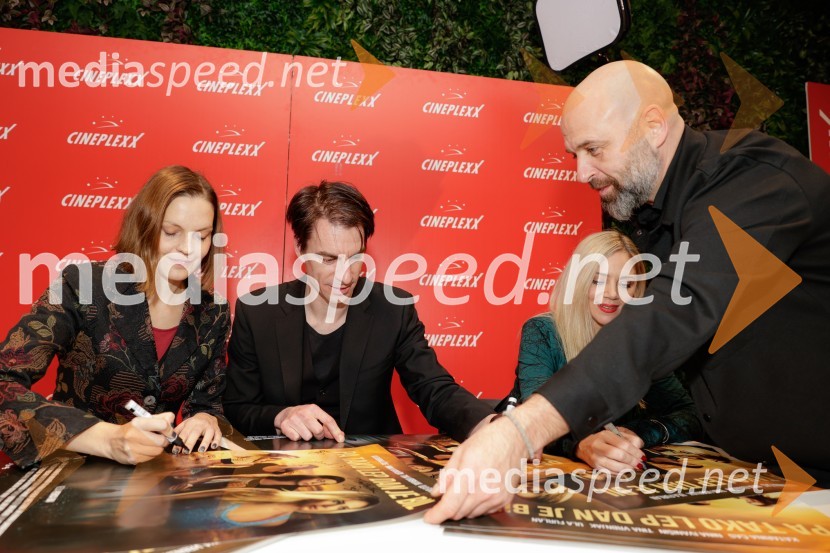  Barbara Ribnikar, igralka;  ... ;  Jure Henigman, igralec;  Katarina Čas, igralkaPa tako lep dan je bil, premiera slovenskega filma v Cineplexx Ljubljana