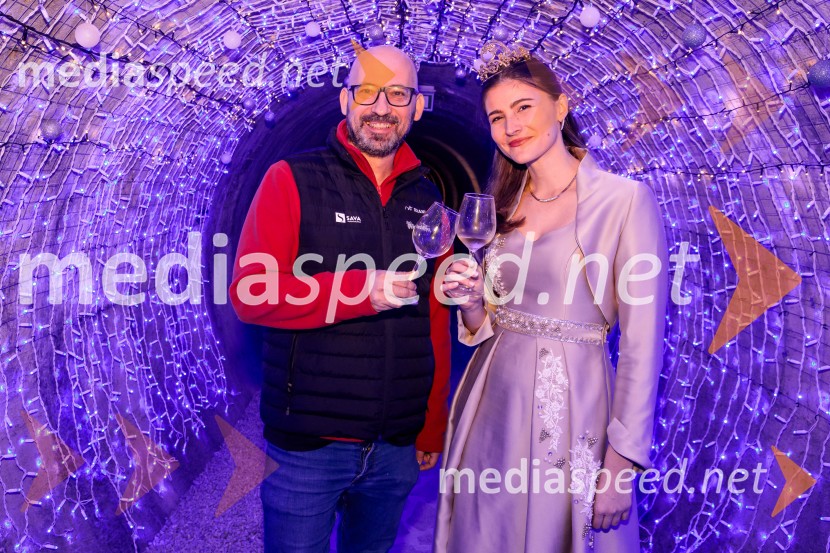  Srečko Štagar, ZTKK;  Sanja Ferjančič, 27. Vinska kraljica Slovenije 2024Vinska pot v rovih pod starim Kranjem 2024, sobota 2