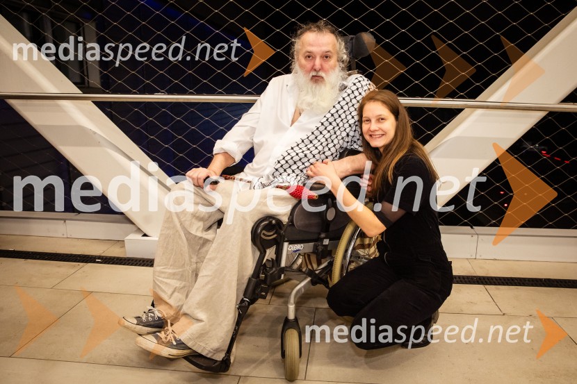  Vinci Vogue Anžlovar, scenarist;  Barbara Drmota, kostumografkaPoslovil se je Vinci Vogue Anžlovar, legenda slovenskega filma