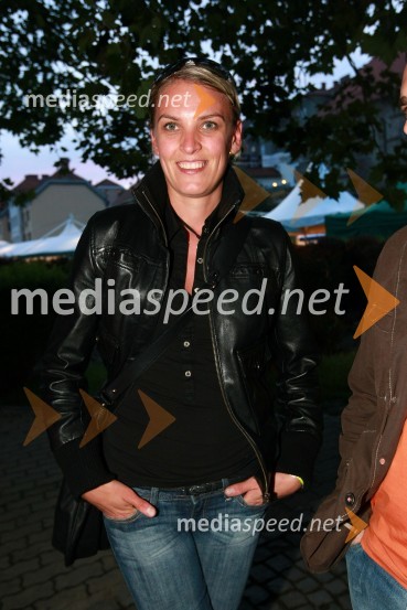 Majda Grilc, vodja marketinga znamke Seat pri Porsche Slovenija d.o.o.Dogajanje na 17. Festivalu Lent 2009