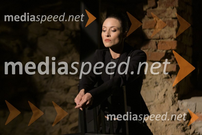  Urška Centa, plesalka flamenkaNa pragu nevidnega, predstava ob jubileju Lutkovnega gledališča Maribor