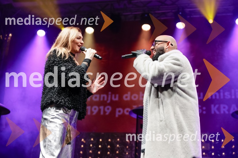  Manca  Špik, pevka;  Tilen Lotrič, pevecTradicionalni prižig prazničnih luči na občinski praznik MOK