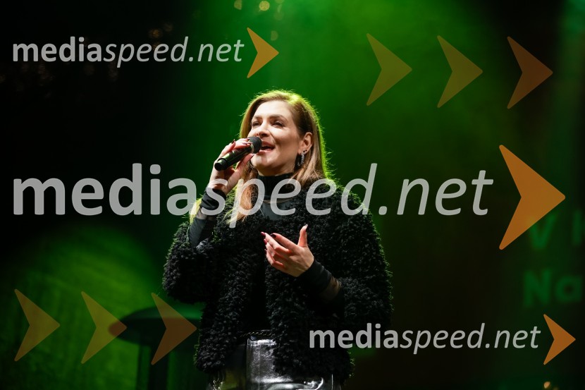  Manca  Špik, pevkaTradicionalni prižig prazničnih luči na občinski praznik MOK