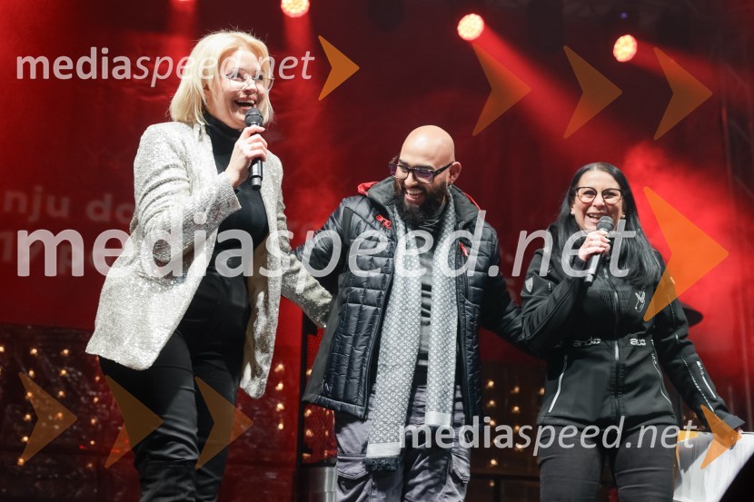  Darja Gajšek, pevka, voditeljica;  Tilen Lotrič, pevec;  Saša Zadnik, novinarkaTradicionalni prižig prazničnih luči na občinski praznik MOK