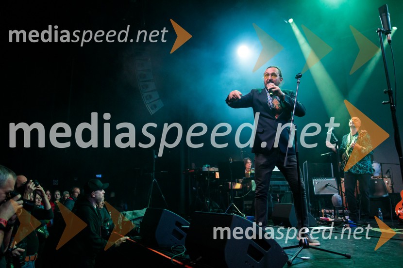  Simon AvsecIzštekanih 10: Elevators z Big Bandom RTV Slovenija in gosti