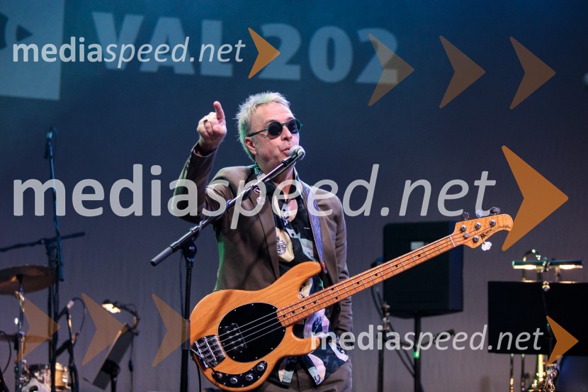  Jani Hace, glasbenik, SiddhartaIzštekanih 10: Elevators z Big Bandom RTV Slovenija in gosti