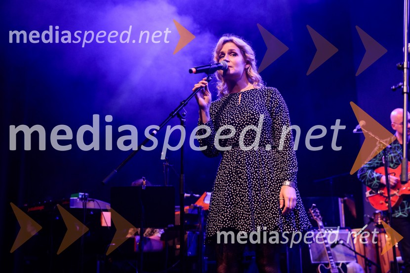  Aleksandra Ilijevski, pevka, skupina PlišIzštekanih 10: Elevators z Big Bandom RTV Slovenija in gosti