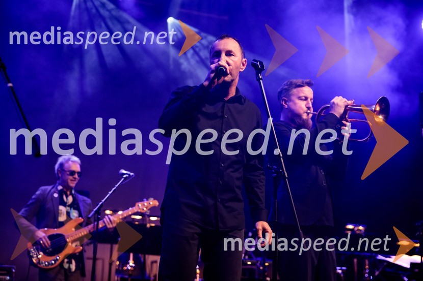  Jernej Dirnbek - Dimek, skupina MI2Izštekanih 10: Elevators z Big Bandom RTV Slovenija in gosti