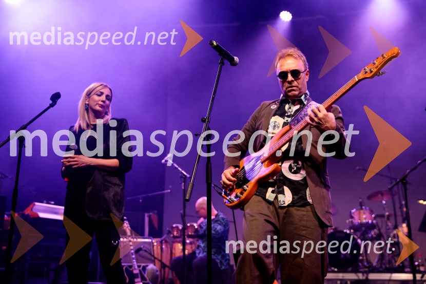  Lara Šiljevinac, pevka Lara Love;  Jani Hace, glasbenik, SiddhartaIzštekanih 10: Elevators z Big Bandom RTV Slovenija in gosti