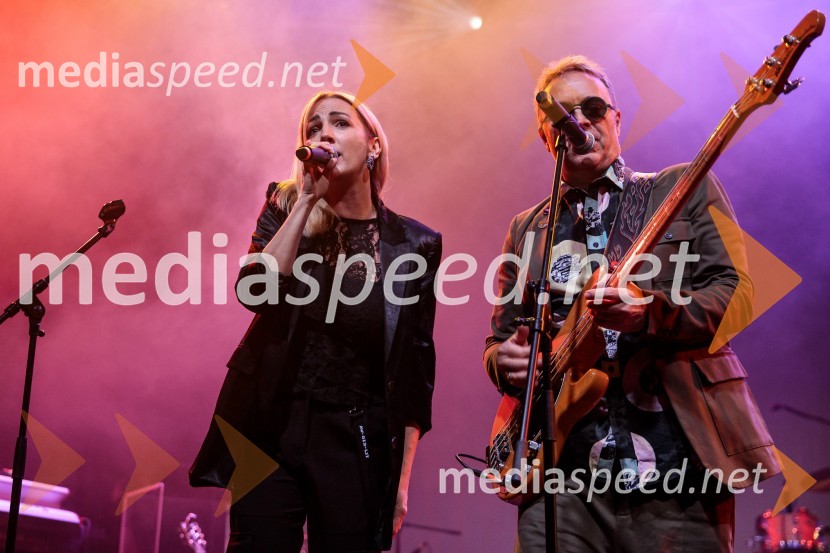  Lara Šiljevinac, pevka Lara Love;  Jani Hace, glasbenik, SiddhartaIzštekanih 10: Elevators z Big Bandom RTV Slovenija in gosti