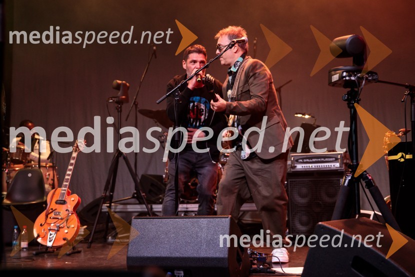  David  Kovšca – Buda, pevec skupine Elvis Jackson;  Jani Hace, glasbenik, SiddhartaIzštekanih 10: Elevators z Big Bandom RTV Slovenija in gosti