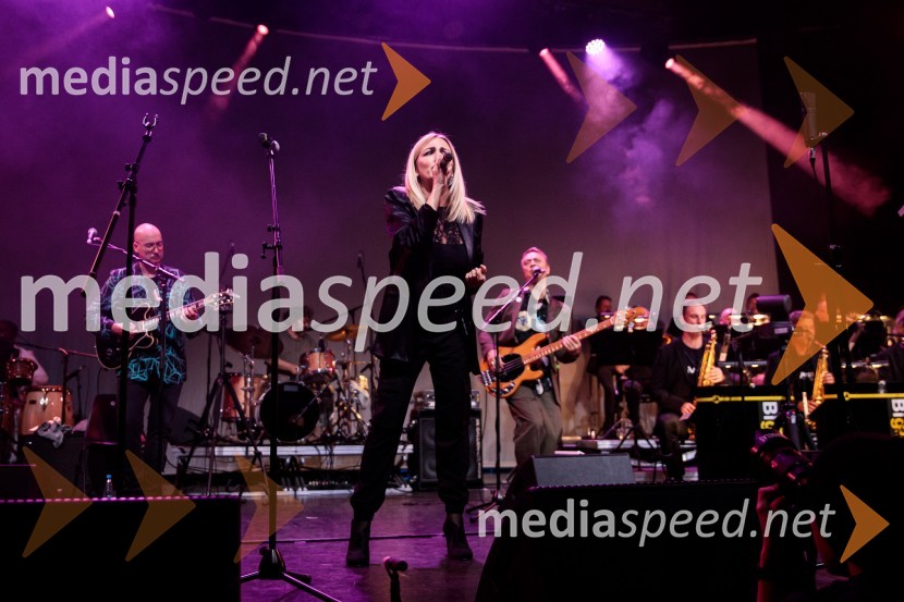  Lara Šiljevinac, pevka Lara LoveIzštekanih 10: Elevators z Big Bandom RTV Slovenija in gosti