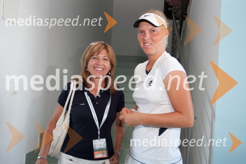 Mima Jaušovec, nekdanja kapetanka slovenske ženske teniške reprezentance in Maša Zec Peškirič, teniška igralkaSlovenia open 2009, teniški turnir