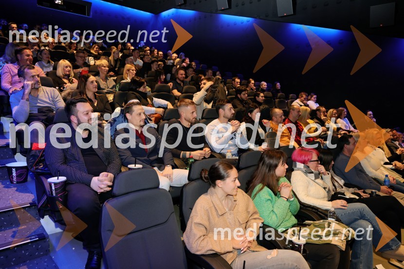 Premiera filma Pa tako lep dan je bil s Katarino Čas v Mariboxu