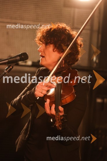 Podelitev plakete ob Prešernovi nagradi Svetlani Makarovič