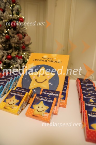 Nasmeškotek širi nasmehe