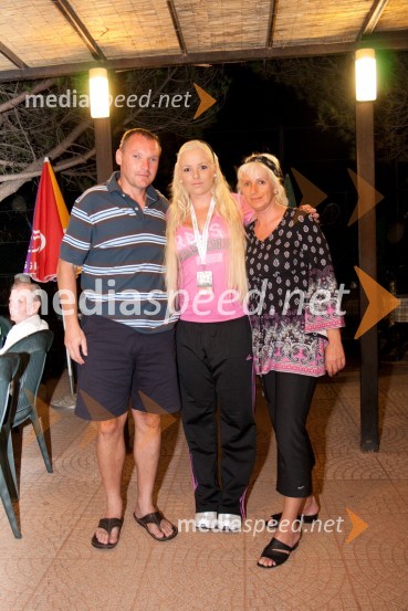 Tadeja Majerič, teniška igralka s staršiSlovenia open 2009, teniški turnir