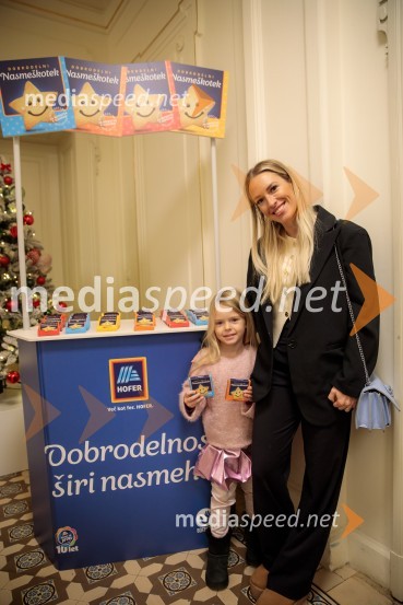 Nasmeškotek širi nasmehe