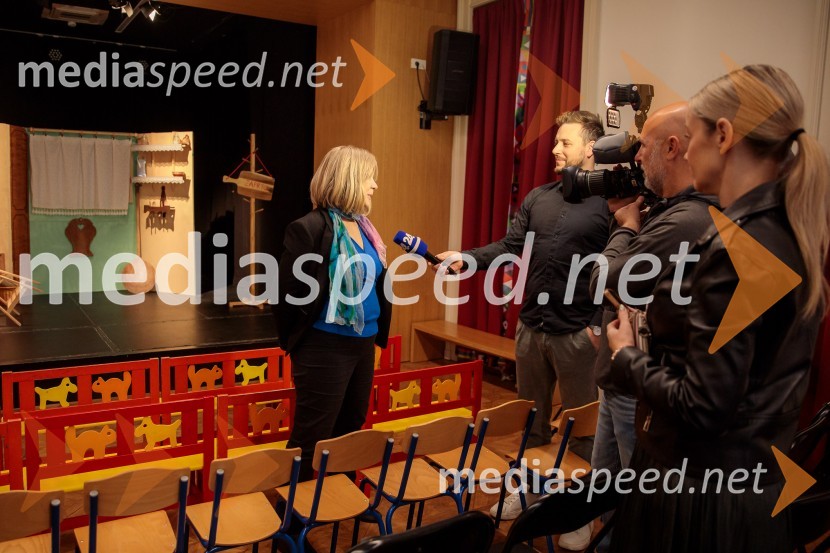 Nasmeškotek širi nasmehe