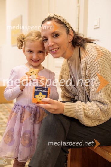 Nasmeškotek širi nasmehe