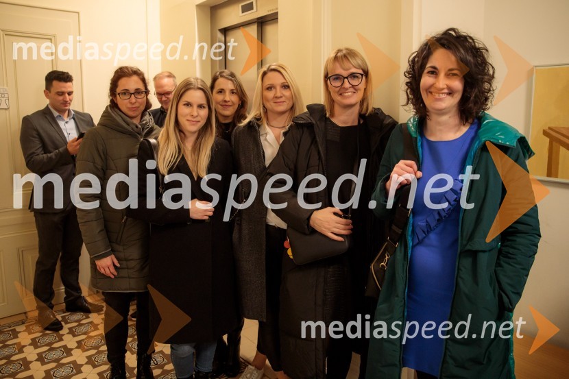 Nasmeškotek širi nasmehe