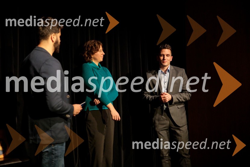 Nasmeškotek širi nasmehe