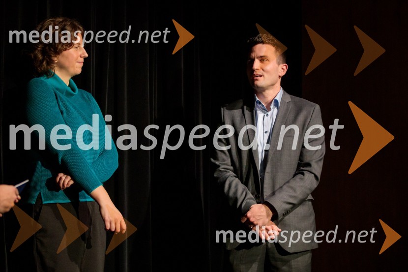 Nasmeškotek širi nasmehe