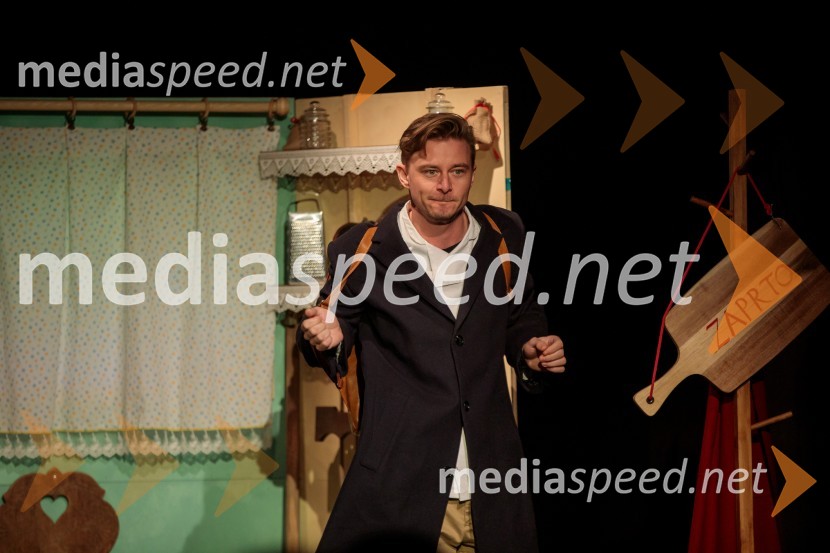 Nasmeškotek širi nasmehe