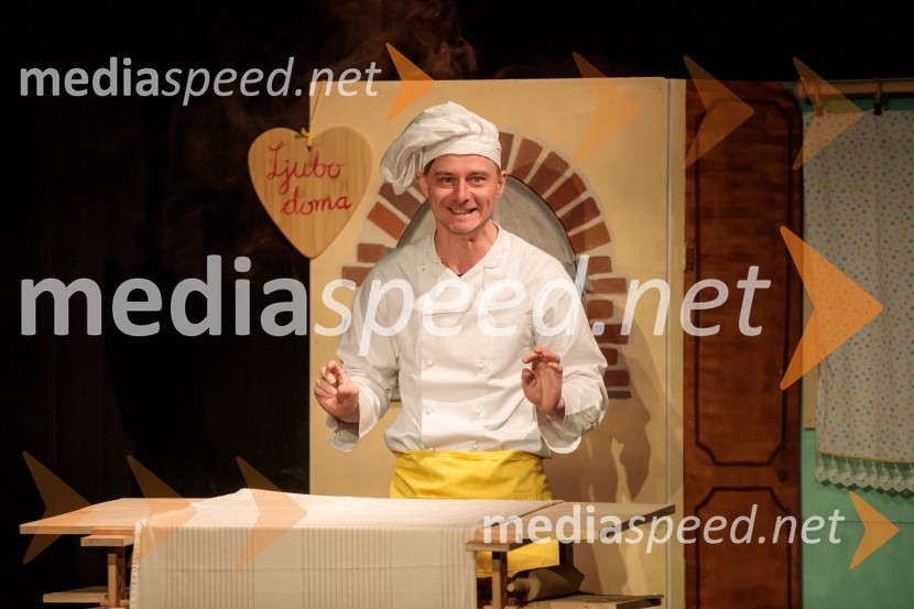 Nasmeškotek širi nasmehe