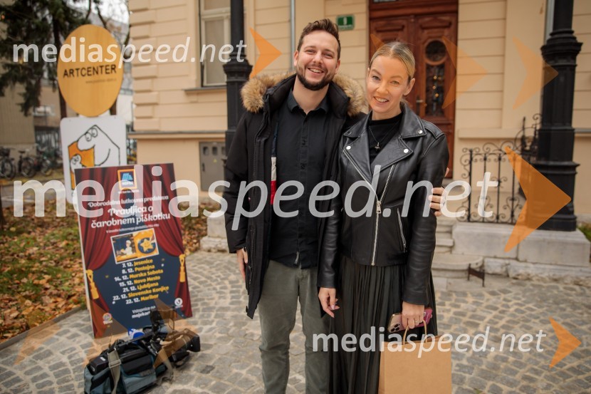 Nasmeškotek širi nasmehe