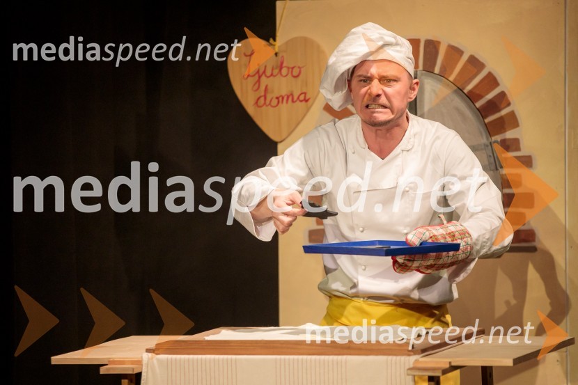 Nasmeškotek širi nasmehe