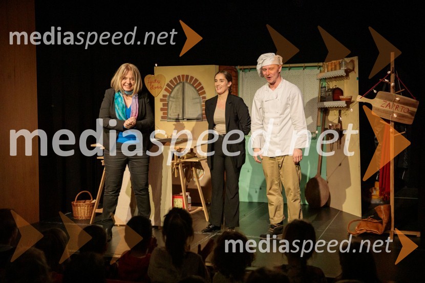 Nasmeškotek širi nasmehe