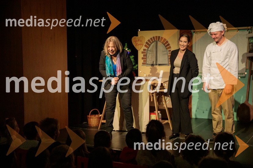 Nasmeškotek širi nasmehe