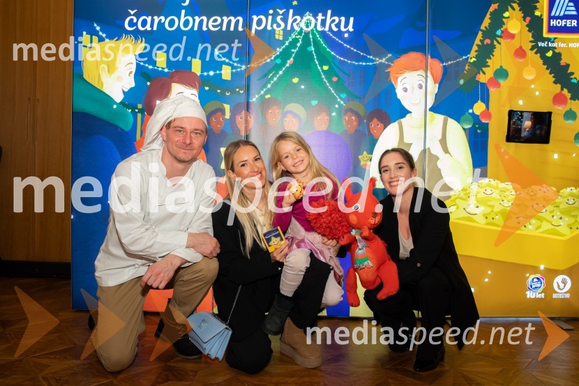 Nasmeškotek širi nasmehe