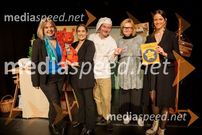 Nasmeškotek širi nasmehe