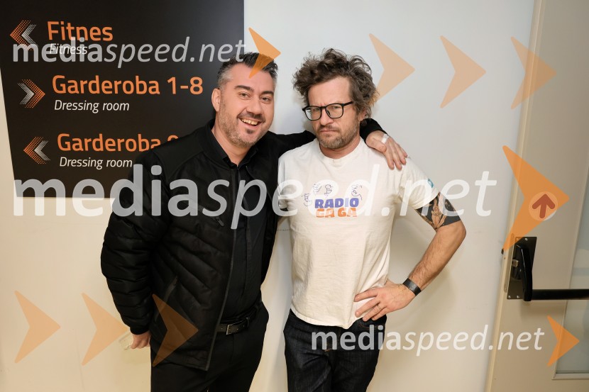  ... ;   Igor Bračič - Sadež, glasbenik, skupina Slon in SadežTradicionalni Silvestrski pozdrav v Mariboru