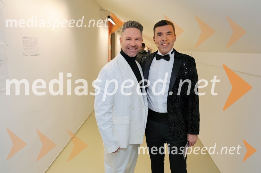  Sebastian Podgornik, pevec in plesalec;  Mario Galunič, TV voditeljTradicionalni Silvestrski pozdrav v Mariboru