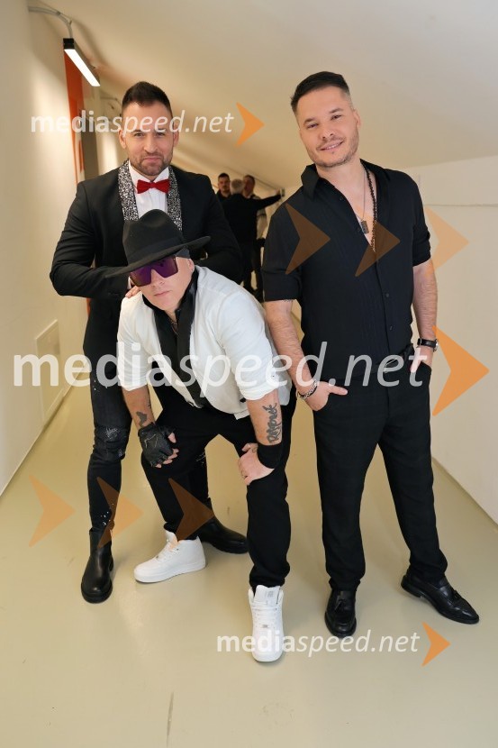  Marko Popovič - Mark, skupina Game Over;  Štefan  Čamič - Steffanio, skupina Game Over;  Denis  Vučak- Deniss, skupina Game OverTradicionalni Silvestrski pozdrav v Mariboru