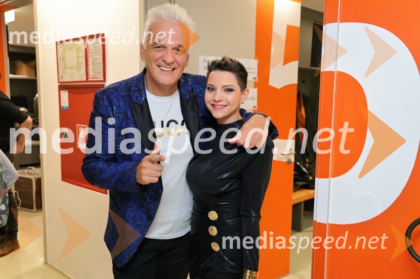  Reno Čibej, pevec, skupina Kingston;  Tanja Žagar, pevkaTradicionalni Silvestrski pozdrav v Mariboru