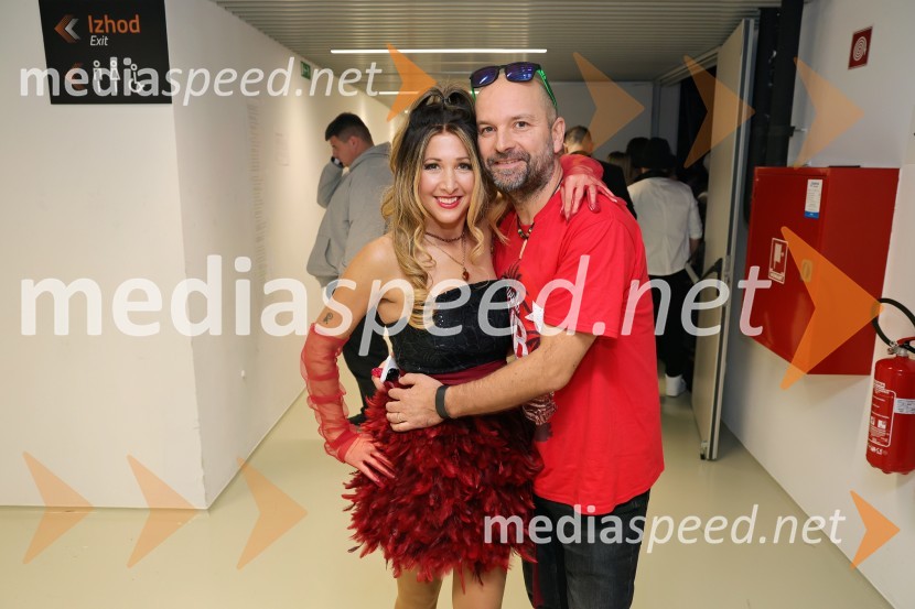  Natka Geržina, plesalka, Power Dancers;  Zvone Tomac, glasbenik, skupina KingstonTradicionalni Silvestrski pozdrav v Mariboru