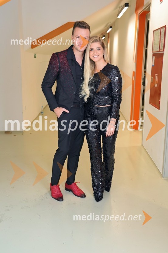  Luka Basi, pevec;  Nastja  Gabor, pevkaTradicionalni Silvestrski pozdrav v Mariboru