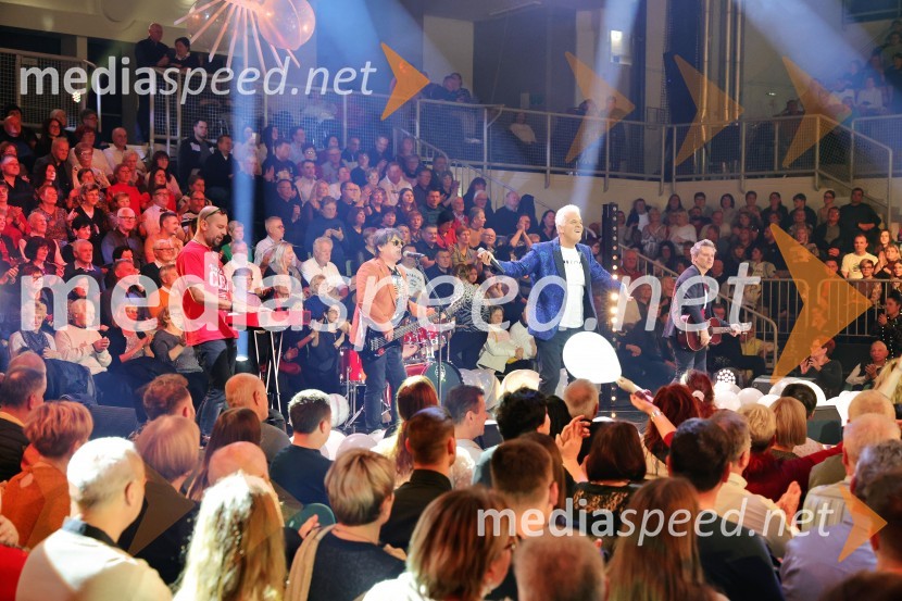  Zvone Tomac, glasbenik, skupina Kingston;  Dare Kaurič, glasbenik, skupina Kingston;  Reno Čibej, pevec, skupina Kingston;  Dejan Dimec, glasbenik, član skupine KingstonTradicionalni Silvestrski pozdrav v Mariboru