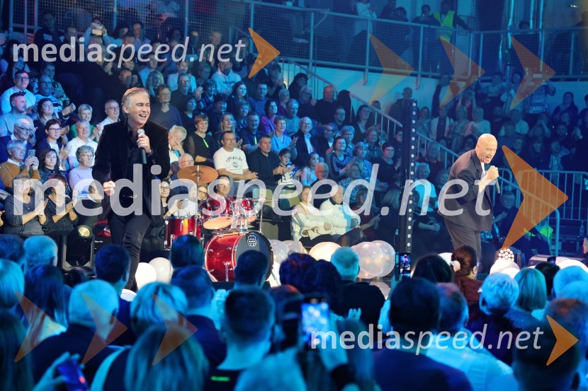  Jan Plestenjak, pevec;  Miran Rudan, pevecTradicionalni Silvestrski pozdrav v Mariboru