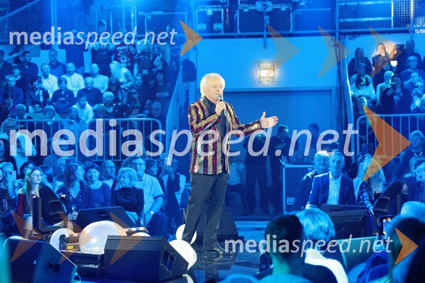  Alfi Nipič, pevecTradicionalni Silvestrski pozdrav v Mariboru