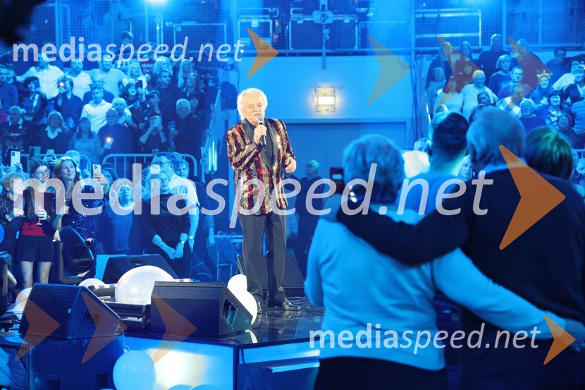  Alfi Nipič, pevecTradicionalni Silvestrski pozdrav v Mariboru