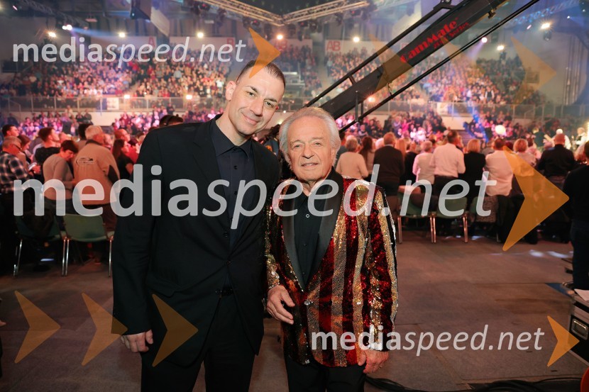  Matevž Greifoner;  Alfi Nipič, pevecTradicionalni Silvestrski pozdrav v Mariboru