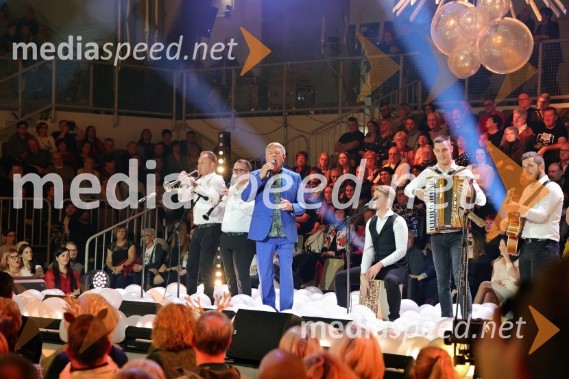  Rudi Šantl, pevecTradicionalni Silvestrski pozdrav v Mariboru