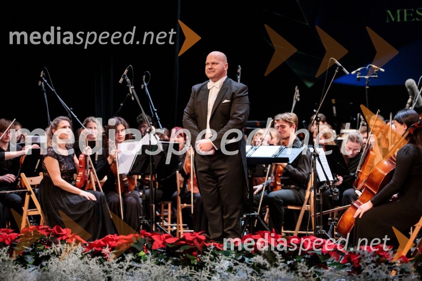 Župan Kranja ob občinskem prazniku podelil priznanja