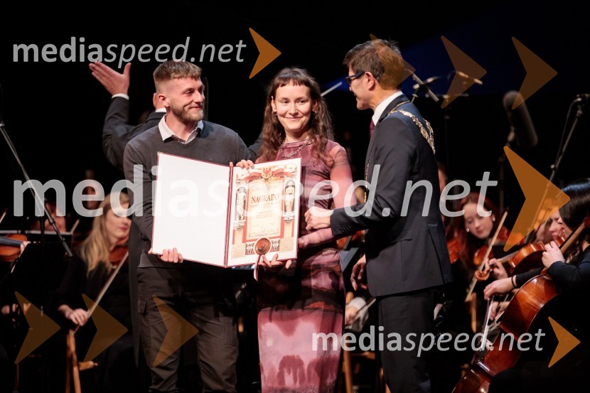 Župan Kranja ob občinskem prazniku podelil priznanja